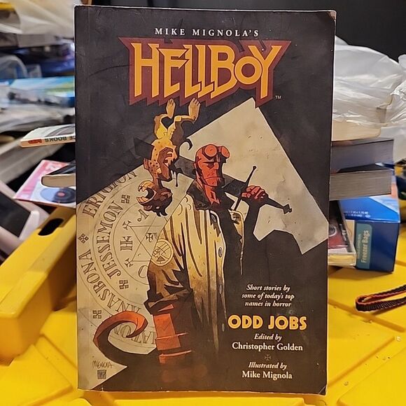 Other - Hellboy Odd Jobs First Edition 1999 Paperback Edited by Christopher Golden